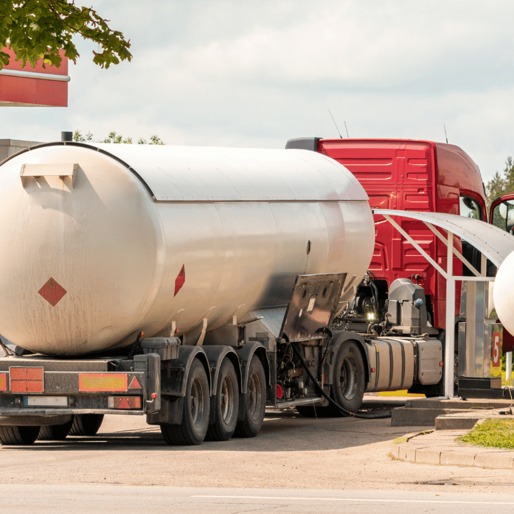 توصيل وايت ماء تحلية وصهريج مياه بالرياض - الضمان الذكي